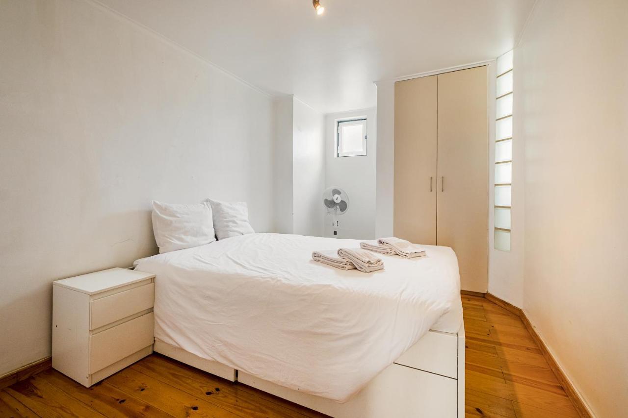 Apartamento Com Terraco E Churrasqueira Apartamento Lisboa Exterior foto